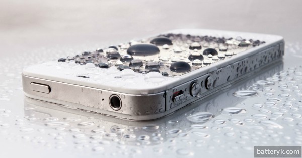 Мокрый iPhone