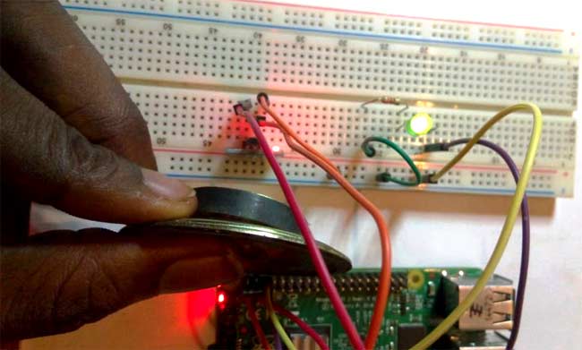Interfacing Hall Sensor with Raspberry Pi in action