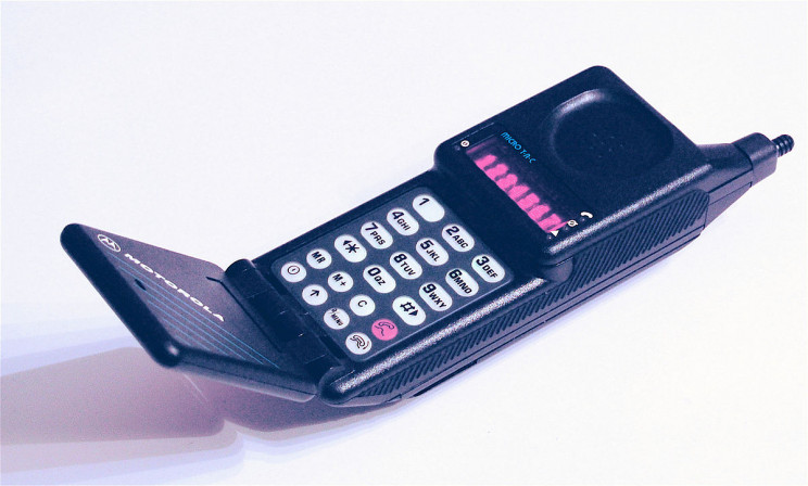 motorola-microtac