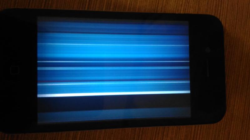 Синяя полоса на экране. Полоски на экране. Полосы на дисплее смартфона. Синие полосы на экране телефона.