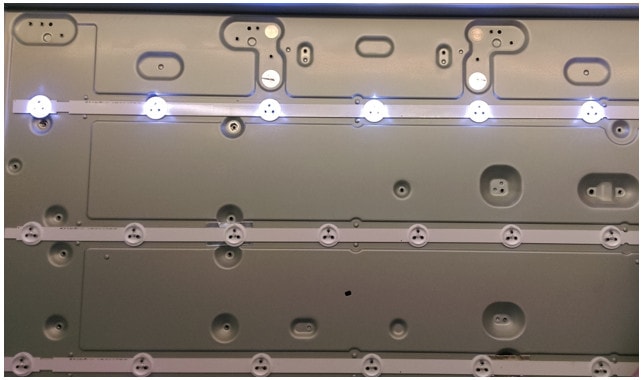 LED-подсветка в корпусе монитора