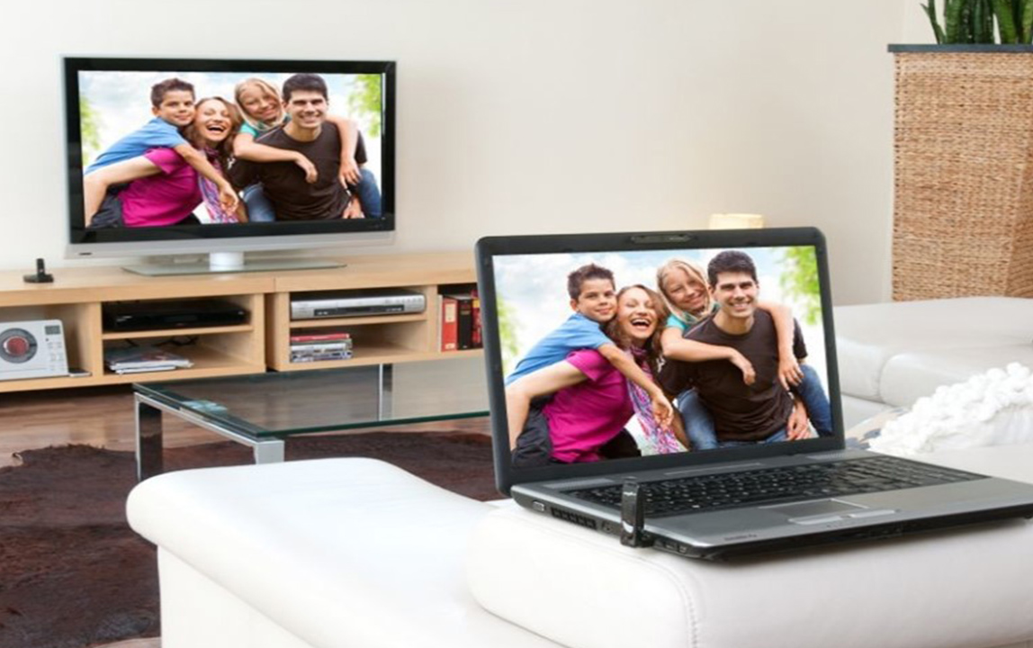 Подключение ноутбука к телевизору через Wi-Fi-транслирование экрана на "Смарт ТВ"