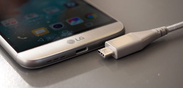 plug android phone to a charger